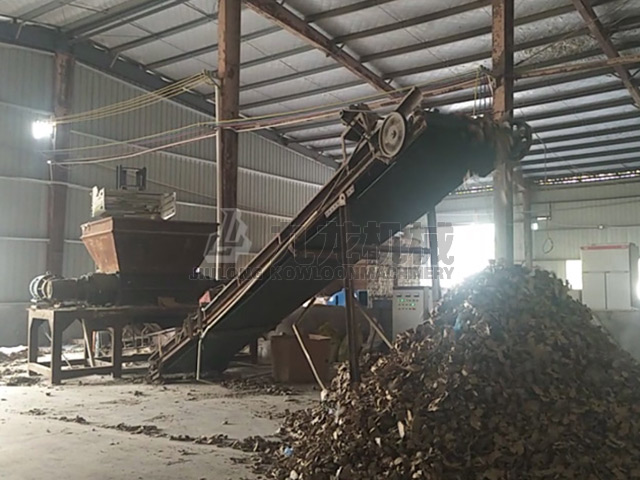 湖南废纸撕碎、粉碎生产线现场